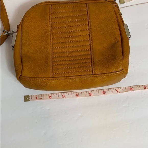 Lp Blue Mustard Color Crossbody - Picture 7 of 9